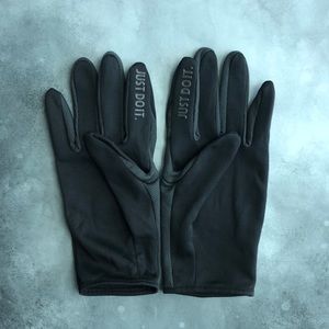 Nike black gloves, Just Do It